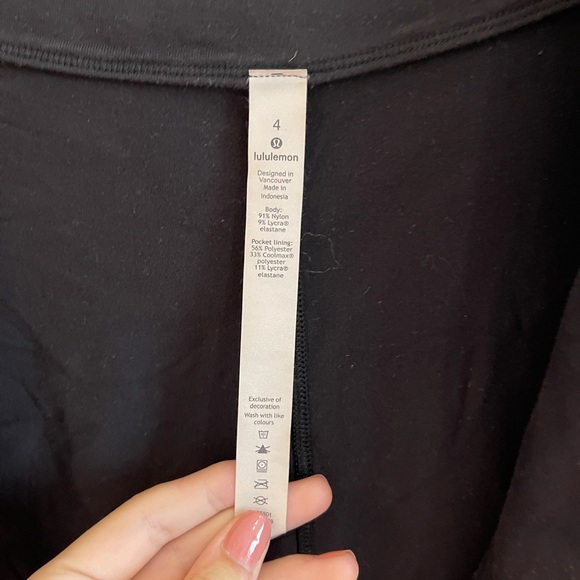 Lululemon nulu jacket with snaps - Picture 3 of 3